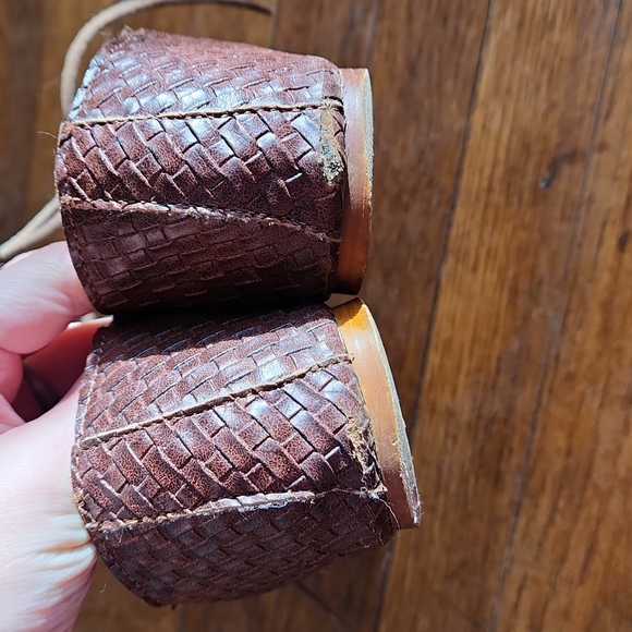 Modcloth brown woven oxfords - Picture 4 of 7
